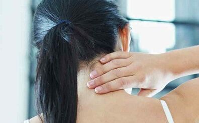 How cervical osteochondosis is manifested